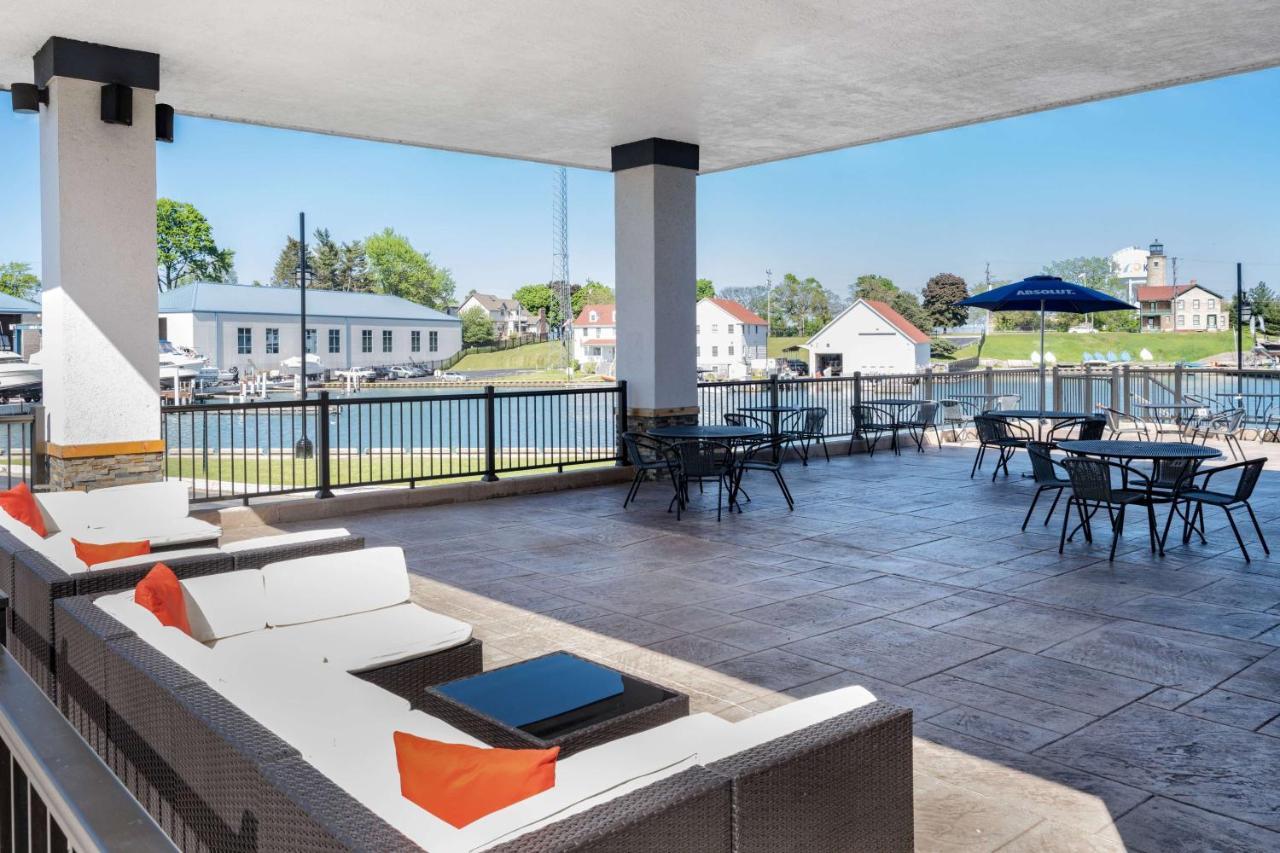 Wyndham Garden Kenosha Harborside Hotel Luaran gambar