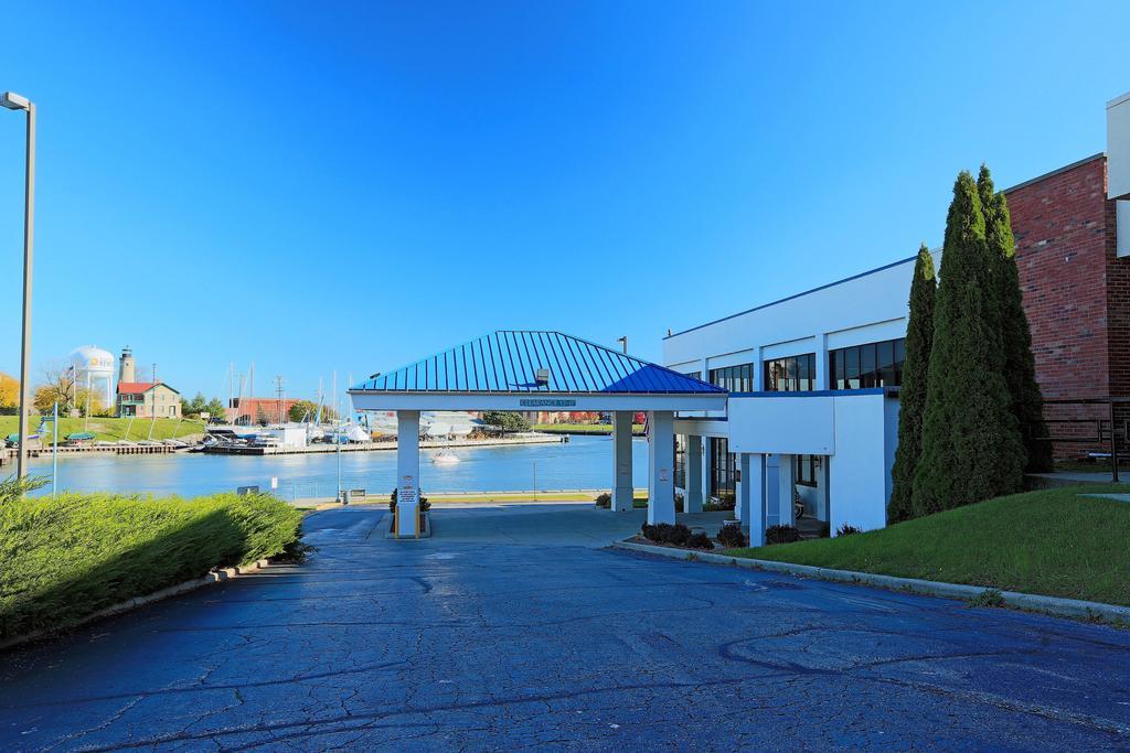 Wyndham Garden Kenosha Harborside Hotel Luaran gambar